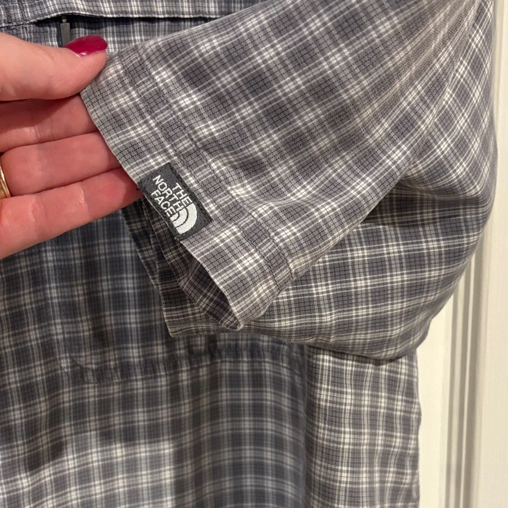 The‎ North Face Men's Short Sleeve Button-Down Shirt size XL